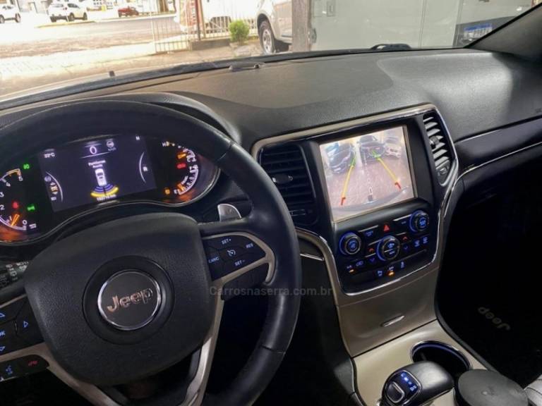 JEEP - GRAND CHEROKEE - 2014/2014 - Preta - R$ 84.299,00