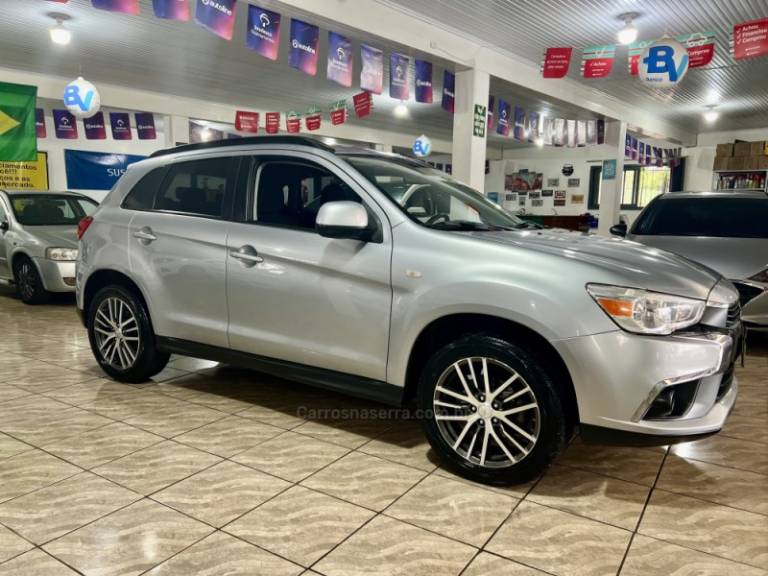MITSUBISHI - ASX - 2018/2018 - Prata - R$ 84.990,00