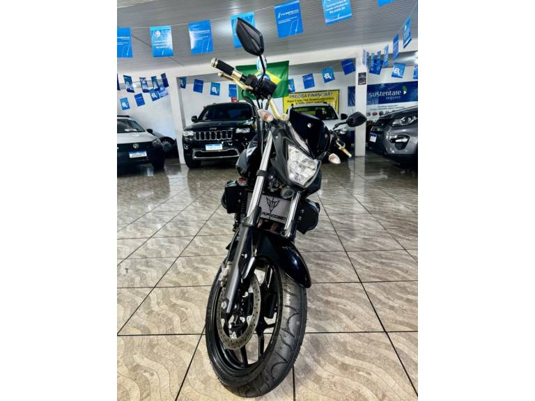 YAMAHA - MT - 2017/2017 - Preta - R$ 19.990,00
