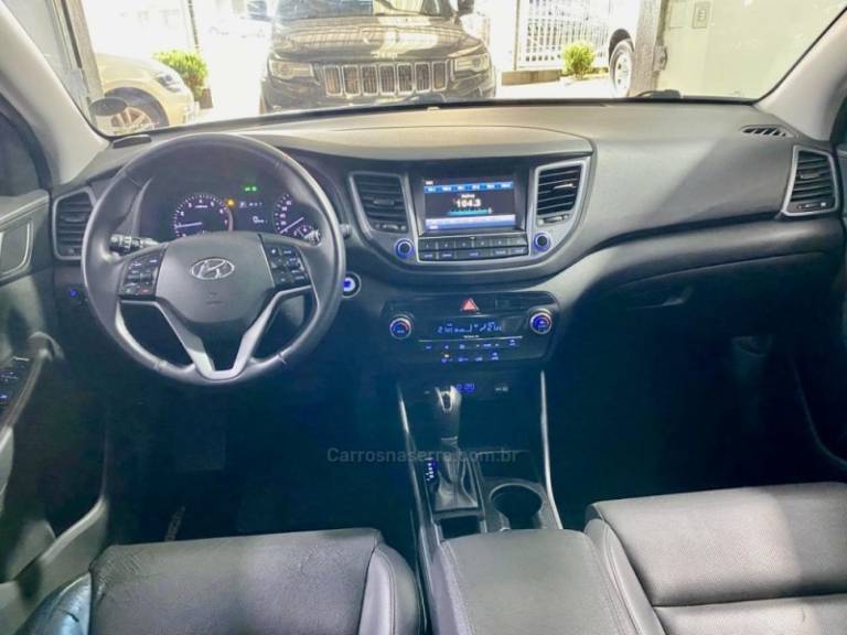 HYUNDAI - TUCSON - 2018/2018 - Cinza - R$ 92.899,00