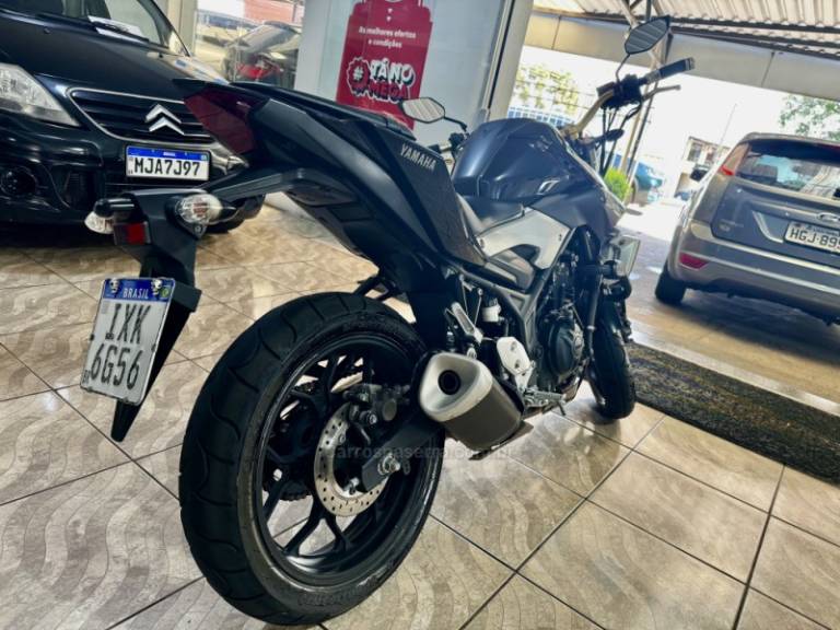 YAMAHA - MT - 2017/2017 - Preta - R$ 19.990,00