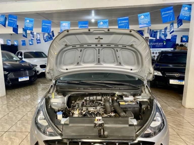 HYUNDAI - HB20 - 2022/2022 - Cinza - R$ 59.499,00