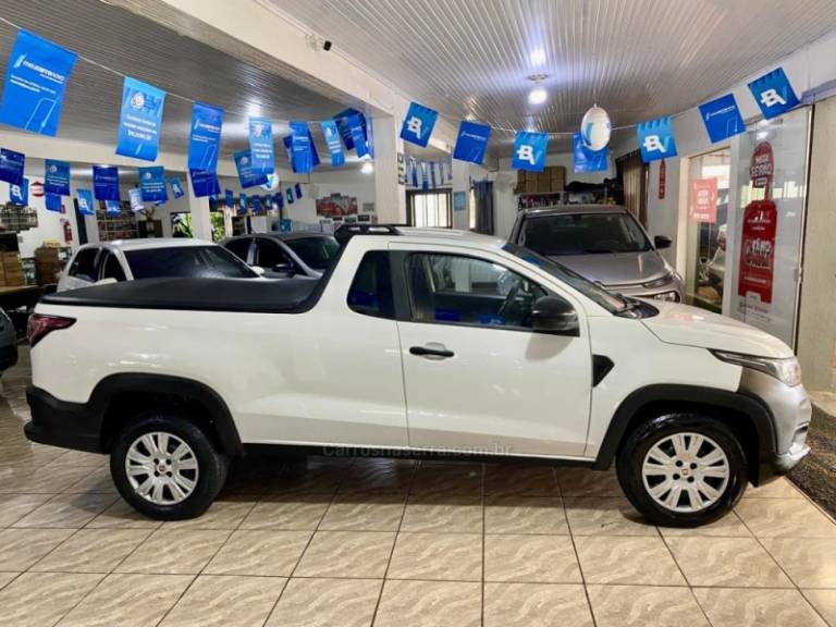 FIAT - STRADA - 2023/2023 - Branca - R$ 73.299,00