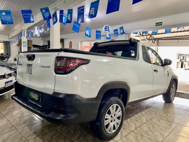 FIAT - STRADA - 2023/2023 - Branca - R$ 73.299,00