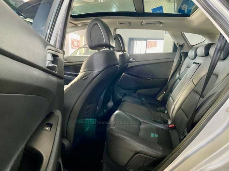 HYUNDAI - TUCSON - 2018/2018 - Cinza - R$ 92.899,00