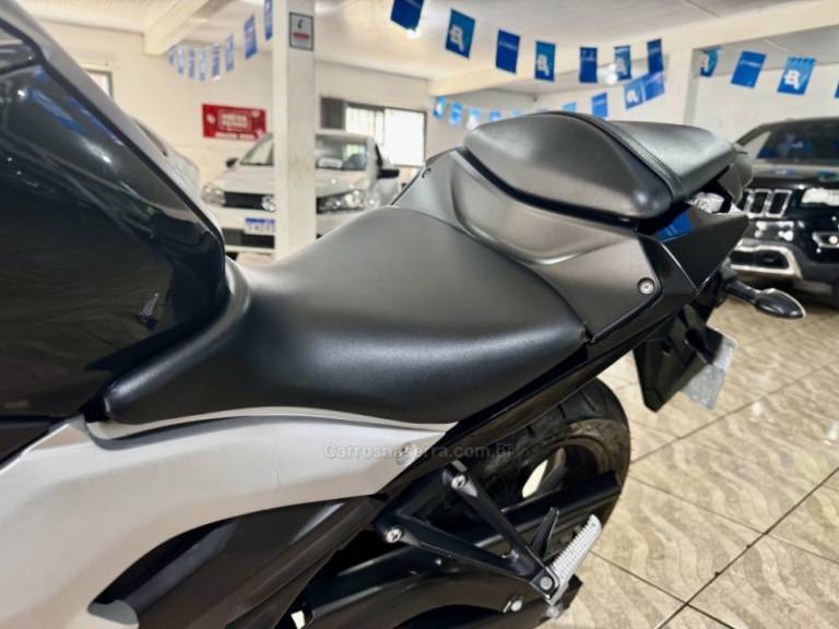 YAMAHA - MT - 2017/2017 - Preta - R$ 19.990,00