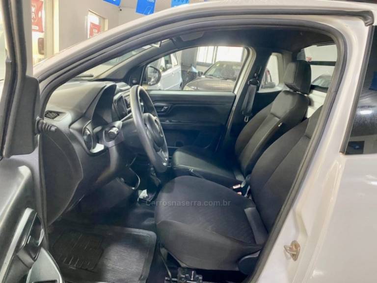 FIAT - STRADA - 2023/2023 - Branca - R$ 73.299,00