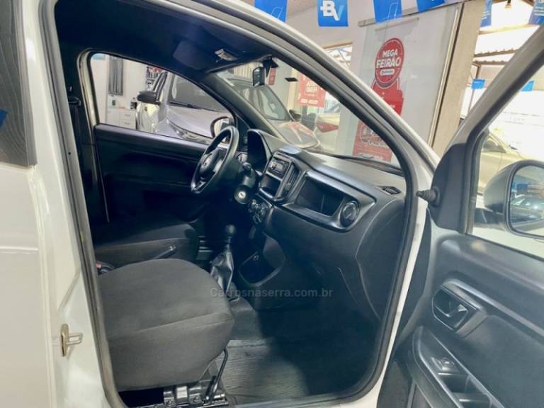 FIAT - STRADA - 2023/2023 - Branca - R$ 73.299,00