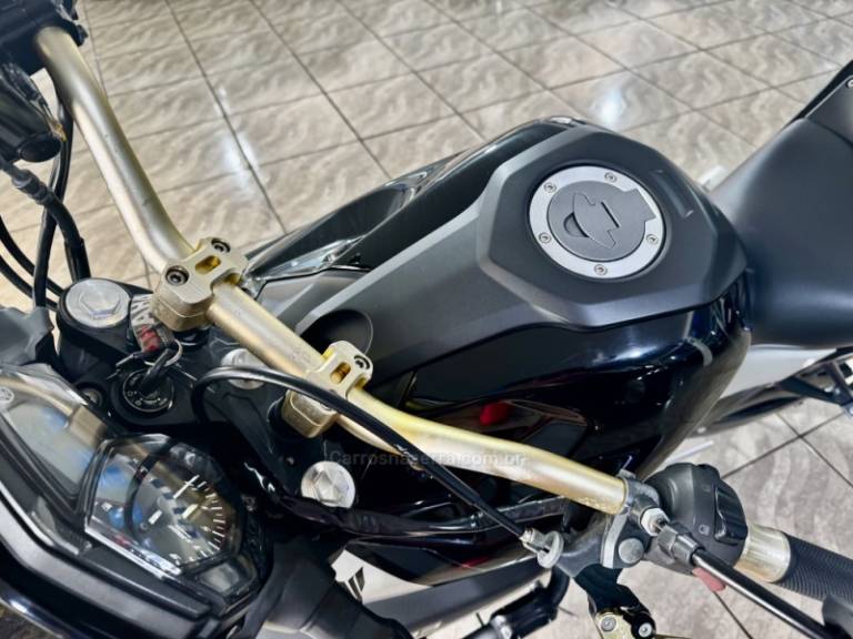 YAMAHA - MT - 2017/2017 - Preta - R$ 19.990,00